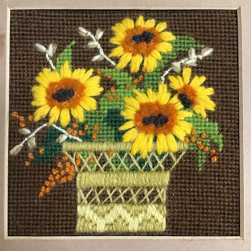 Sunflowers Needlepoint PAIR Wool Crewel Work 1979 Framed Art Farmhouse Landscape - Picture 10 of 14